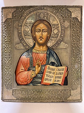10316 Икона писаная Спас Вседержитель,в ризе, на старой доске,27х30 (030)