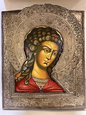 9368 Икона писаная Архангел Михаил,в новой ризе,на старой доске,26х31 (030)