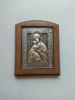 Икона БМ Владимирская, металогальваника, на подставке, серебрение, бук, 8*10 (814), 7147