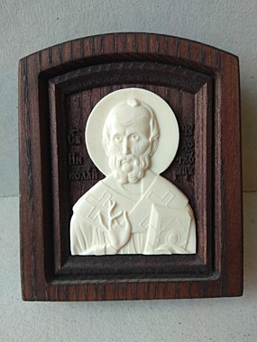 Икона Николая Чудотворца на дереве,слоновая кость 6,5*8 (***), 1409